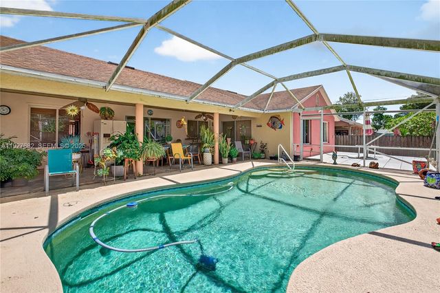 652 SW Prado Ave, Port St. Lucie, FL 34983