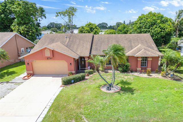 652 SW Prado Ave, Port St. Lucie, FL 34983