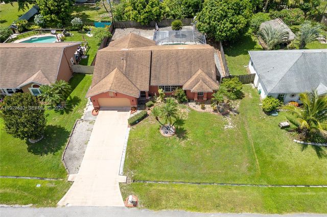 652 SW Prado Ave, Port St. Lucie, FL 34983