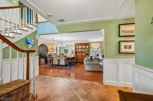 24 Canoe Brook Rd, Millburn Twp., NJ 07078