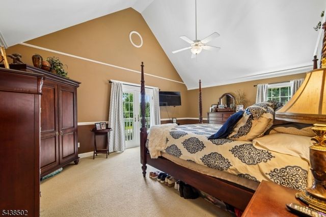 24 Canoe Brook Rd, Millburn Twp., NJ 07078