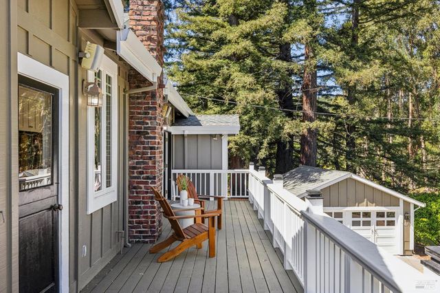 47 Main Dr, San Rafael, CA 94901