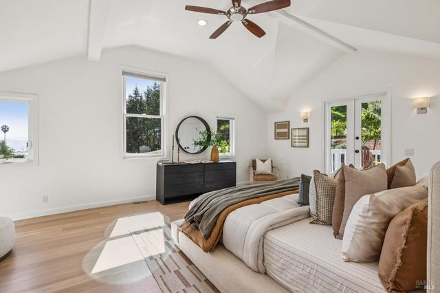 47 Main Dr, San Rafael, CA 94901