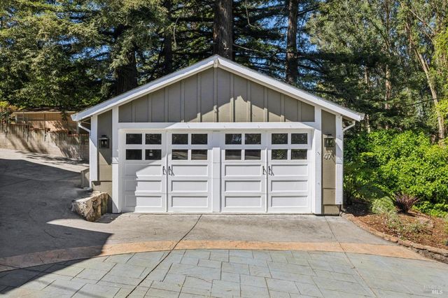 47 Main Dr, San Rafael, CA 94901