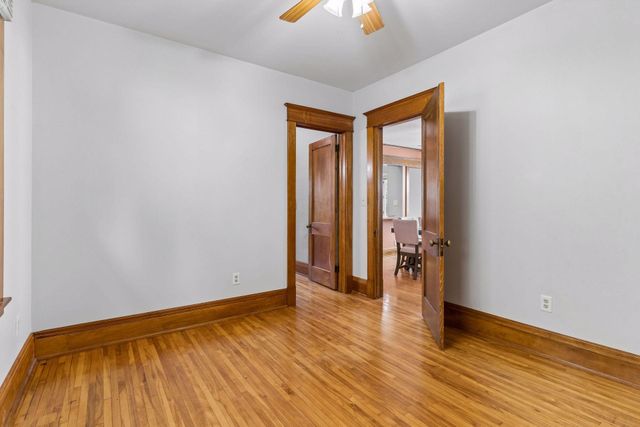 1275 Minnehaha Avenue W, Saint Paul, MN 55104