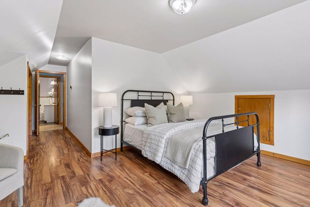 1275 Minnehaha Avenue W, Saint Paul, MN 55104