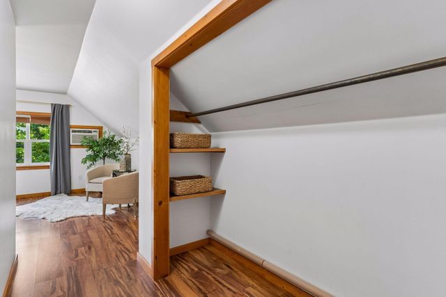 1275 Minnehaha Avenue W, Saint Paul, MN 55104