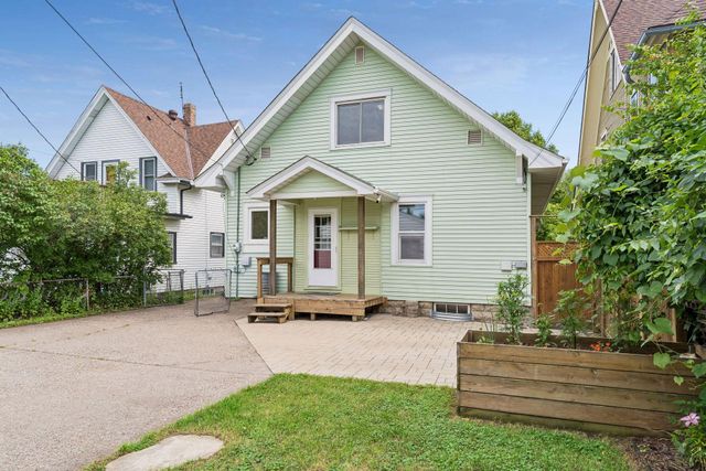 1275 Minnehaha Avenue W, Saint Paul, MN 55104