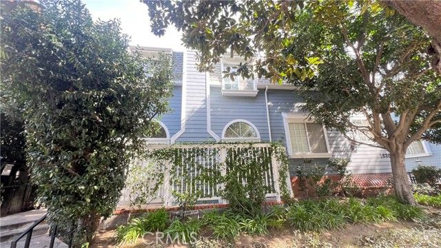 1830 Stoner Avenue 1, Los Angeles, CA 90025