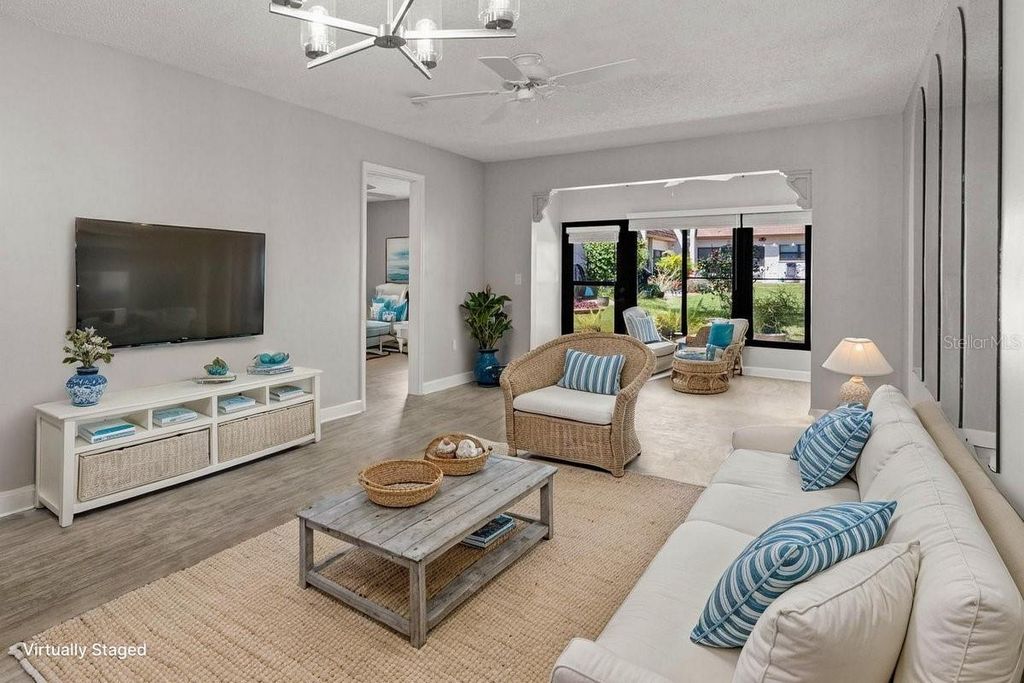 Image 5 of property listing at 1276 MISSION CIRCLE 45A, Clearwater, FL 33759