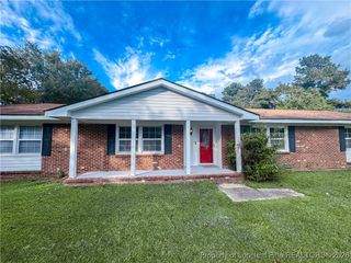 2879 County Line Road, St Pauls, NC 28384