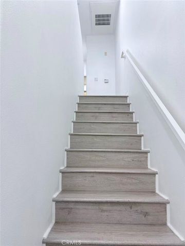 2125 S Bentley Avenue 107, Los Angeles, CA 90025