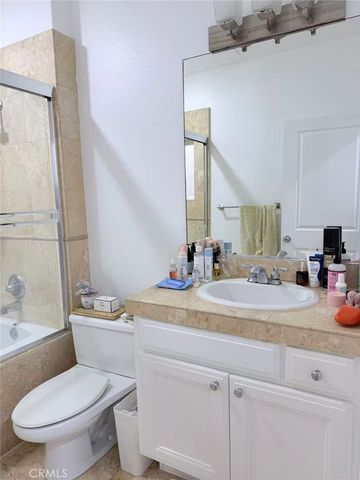 2125 S Bentley Avenue 107, Los Angeles, CA 90025