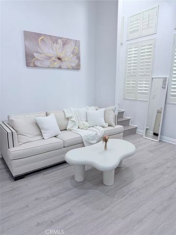 2125 S Bentley Avenue 107, Los Angeles, CA 90025