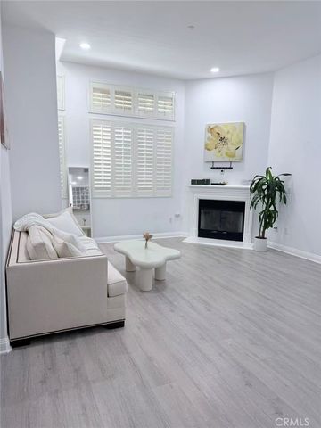 2125 S Bentley Avenue 107, Los Angeles, CA 90025