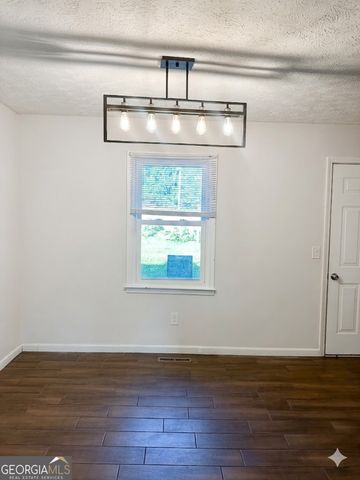 27 Carriage Trace SE, Cartersville, GA 30121