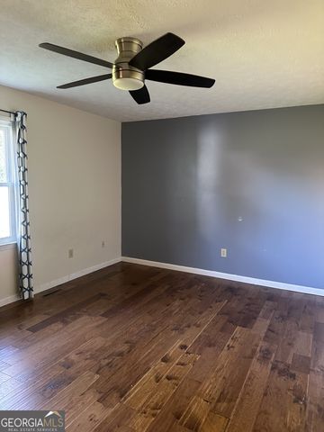 27 Carriage Trace SE, Cartersville, GA 30121
