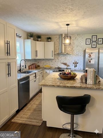 27 Carriage Trace SE, Cartersville, GA 30121