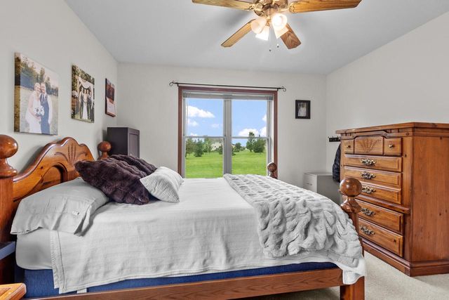 N645 North AVENUE, Oconomowoc, WI 53066