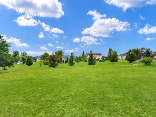 N645 North AVENUE, Oconomowoc, WI 53066