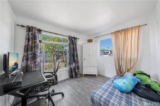 1401 W 9th 148, Pomona, CA 91766