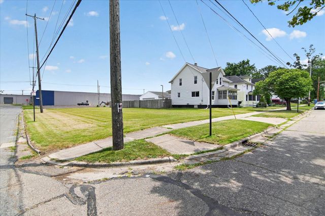 237 N Forbes Street, Jackson City, MI 49202