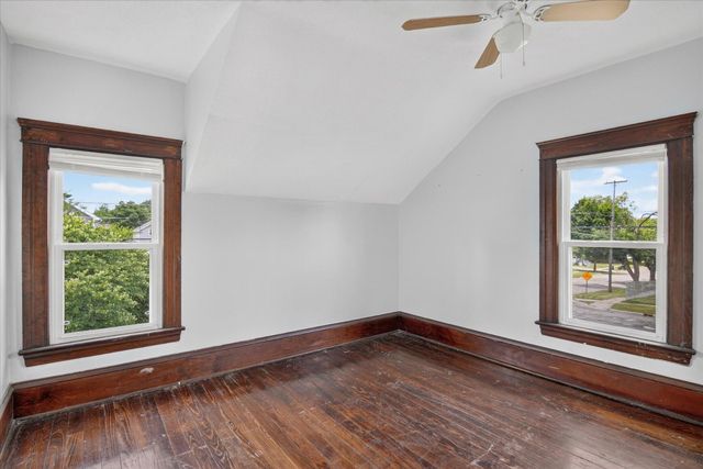 237 N Forbes Street, Jackson City, MI 49202