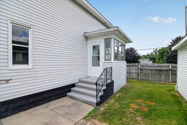237 N Forbes Street, Jackson City, MI 49202