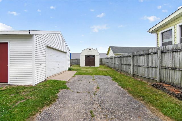 237 N Forbes Street, Jackson City, MI 49202
