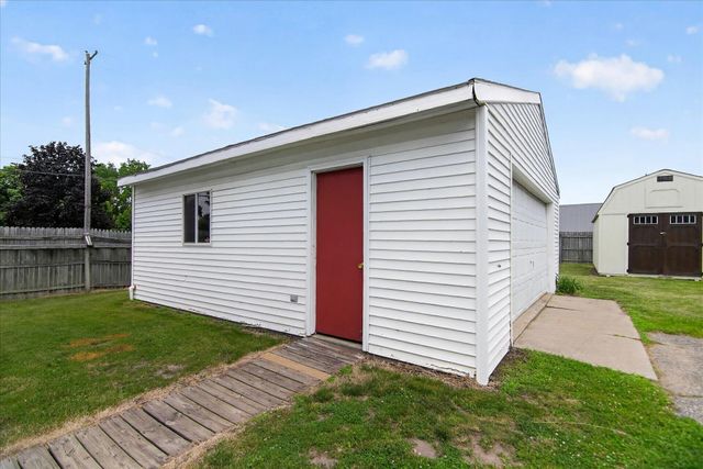 237 N Forbes Street, Jackson City, MI 49202
