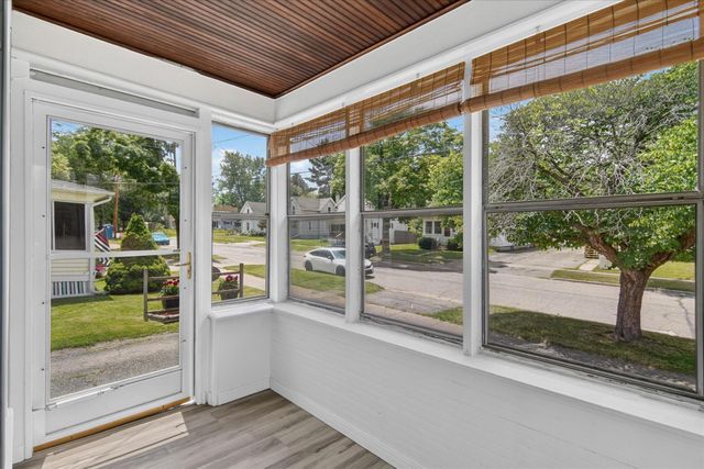 237 N Forbes Street, Jackson City, MI 49202