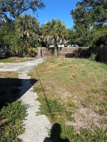 1635 40TH STREET S, St Petersburg, FL 33711