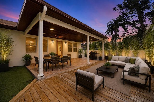 1707 E EMMA STREET, Tampa, FL 33610