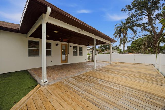 1707 E EMMA STREET, Tampa, FL 33610