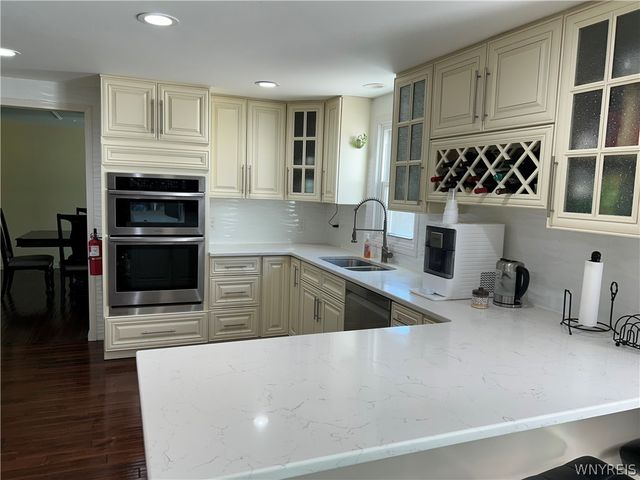 23 Fennec Lane, Amherst, NY 14051