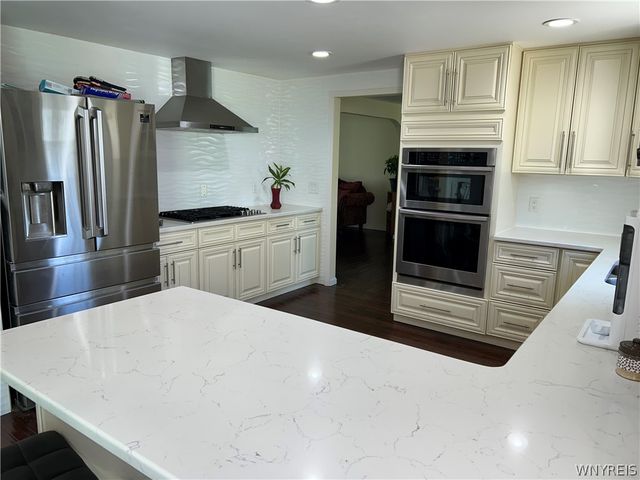 23 Fennec Lane, Amherst, NY 14051