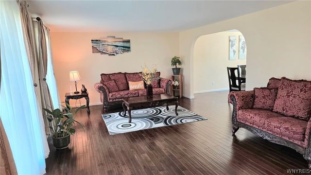 23 Fennec Lane, Amherst, NY 14051