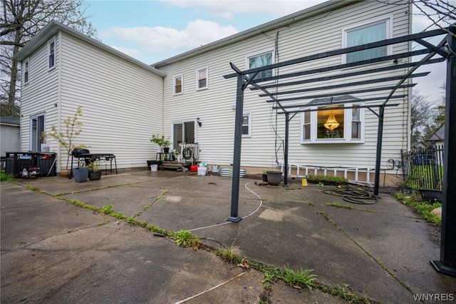 23 Fennec Lane, Amherst, NY 14051