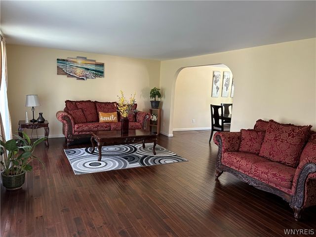 23 Fennec Lane, Amherst, NY 14051