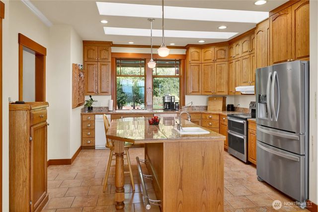 18077 Fox Hollow Lane, Bow, WA 98232