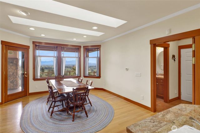 18077 Fox Hollow Lane, Bow, WA 98232