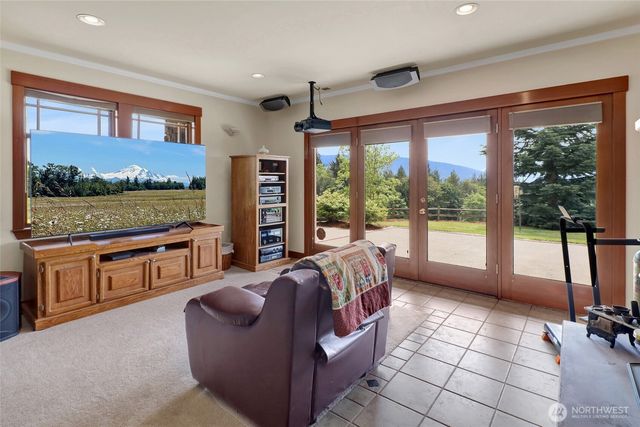 18077 Fox Hollow Lane, Bow, WA 98232