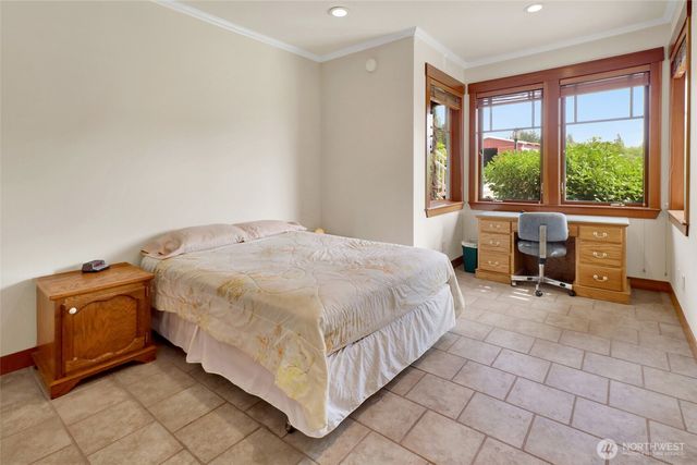 18077 Fox Hollow Lane, Bow, WA 98232