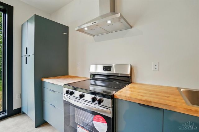 3555 Eden Avenue, Cincinnati, OH 45229