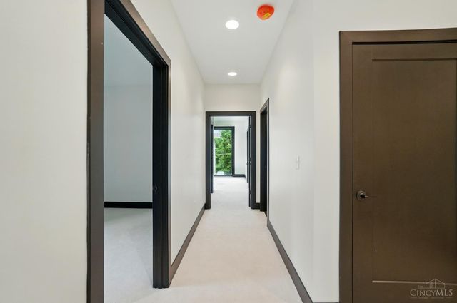 3555 Eden Avenue, Cincinnati, OH 45229