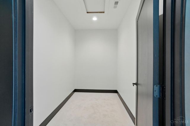 3555 Eden Avenue, Cincinnati, OH 45229