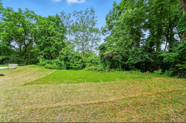 3555 Eden Avenue, Cincinnati, OH 45229