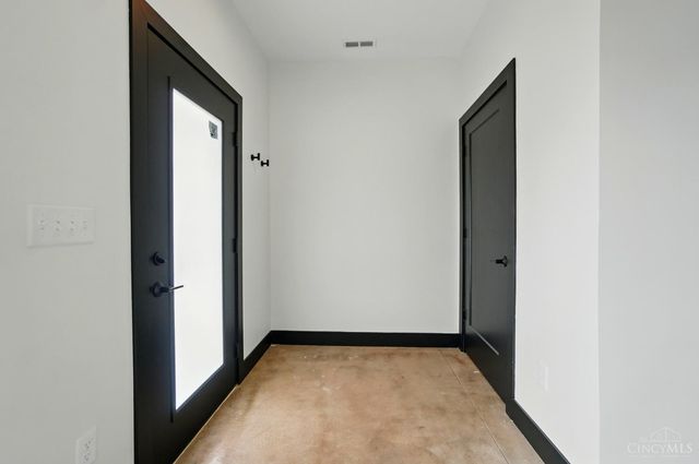 3555 Eden Avenue, Cincinnati, OH 45229