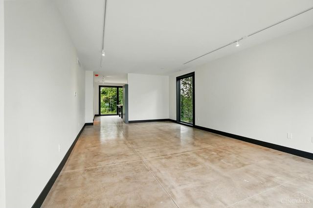 3555 Eden Avenue, Cincinnati, OH 45229