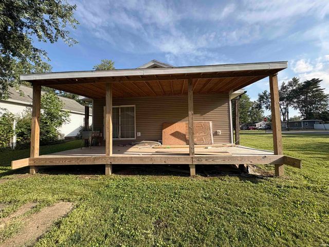 3006 Sweetser Avenue, Evansville, IN 47714